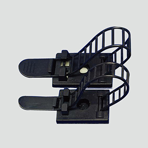 Adjustable cable clamp